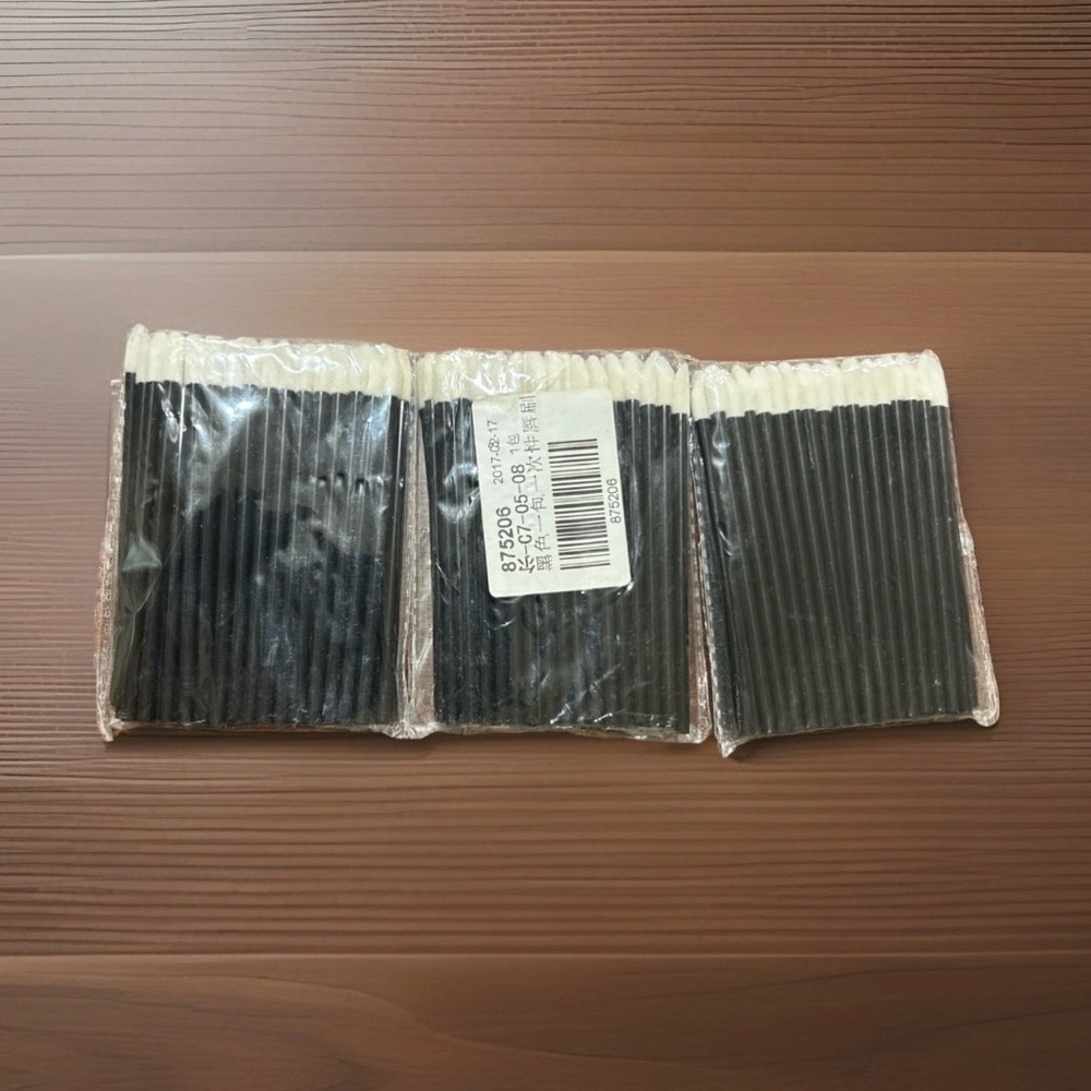 Disposable Lip Wands Applicators 120 (40 applicators in 1 pack 3 packs total)